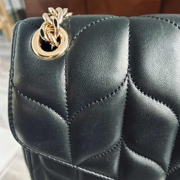 MICHAEL KORS Sloan Black Quilted Leather Shoulder Bag with Gold Chain Strap - Picture 5 of 10